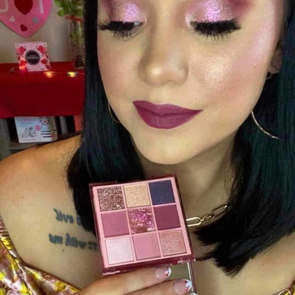 Our Rose Dune.. Vibrant Pink Shimmery Eyeshadow for Bold Eye Looks